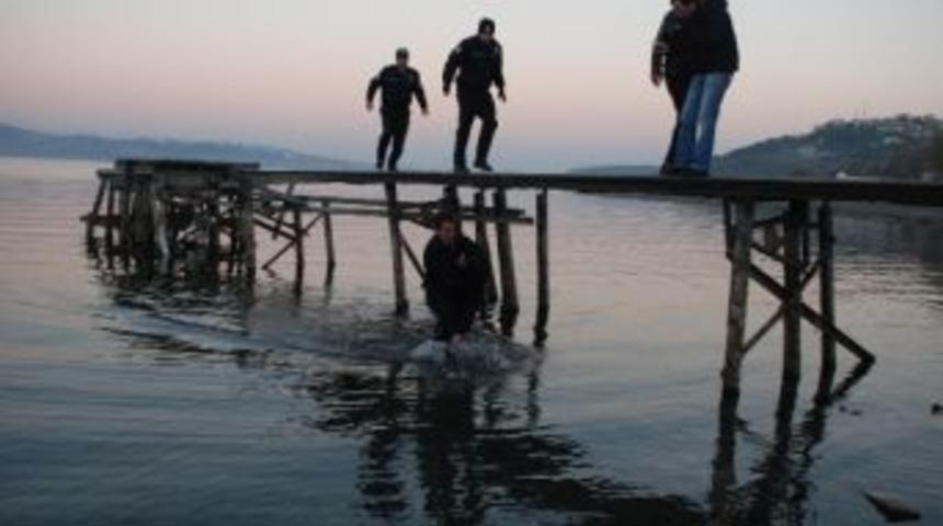 Sapanca G&ouml;l&uuml;nde Ceset Bulundu