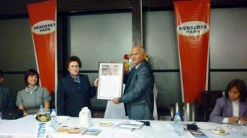 Aydınlı Yazar Ve Şairler Demirayak&rsquo;ı Andı