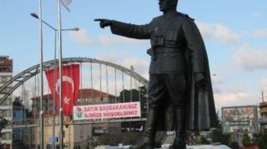 Giresun Başbakan Erdoğan İçin Süslendi