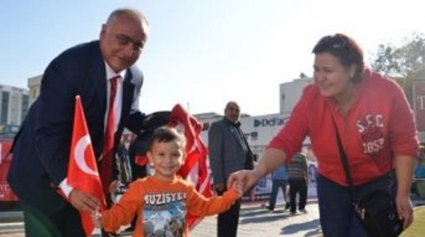 Chp'li Ali Talak&rsquo;tan &Ccedil;alışan Annelere M&uuml;jde