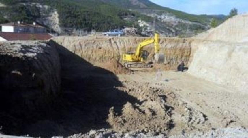 Şaphane&rsquo;de 200 Kişilik Orta&ouml;ğrenim &Ouml;ğrenci Yurdu İnşaatı Başladı