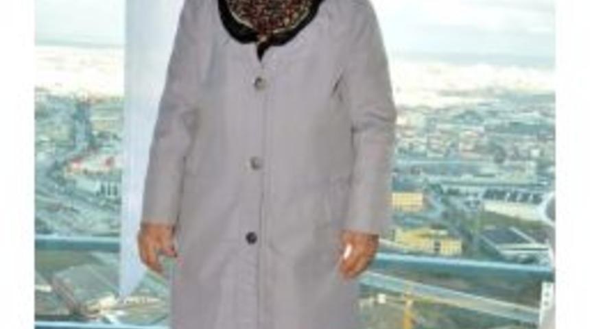 87 Yaşındaki Behice Nine, 145 Metrelik Tv Kulesi&rsquo;ne &Ccedil;ıktı