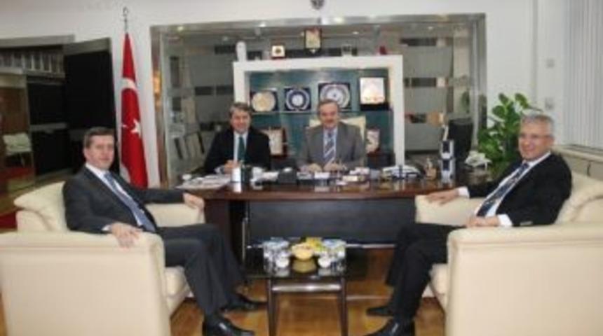 Solmaz Ve Şener D&uuml;zce Tso&rsquo;yu Ziyaret Etti