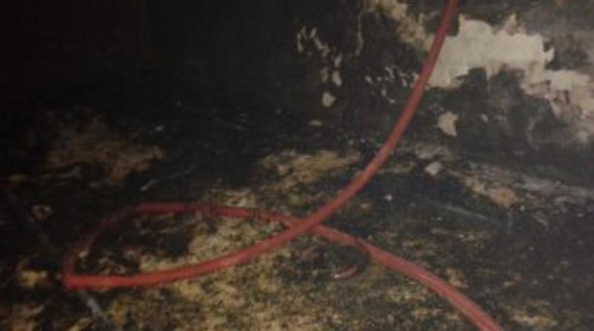 K&uuml;mes Yandı, 7 Bin Civciv Telef Oldu