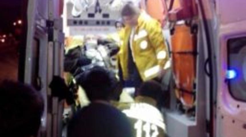 Tosya D-100 Kara Yolunda Trafik Kazası