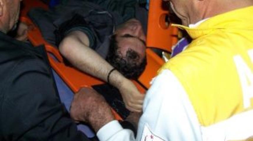 İki Otomobil Çarpıştı: 1 Ölü, 3 Yaralı