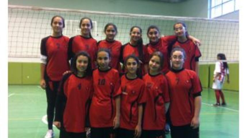 Bur&ccedil; Ceyhan Voleybol Takımı Şampiyon Oldu