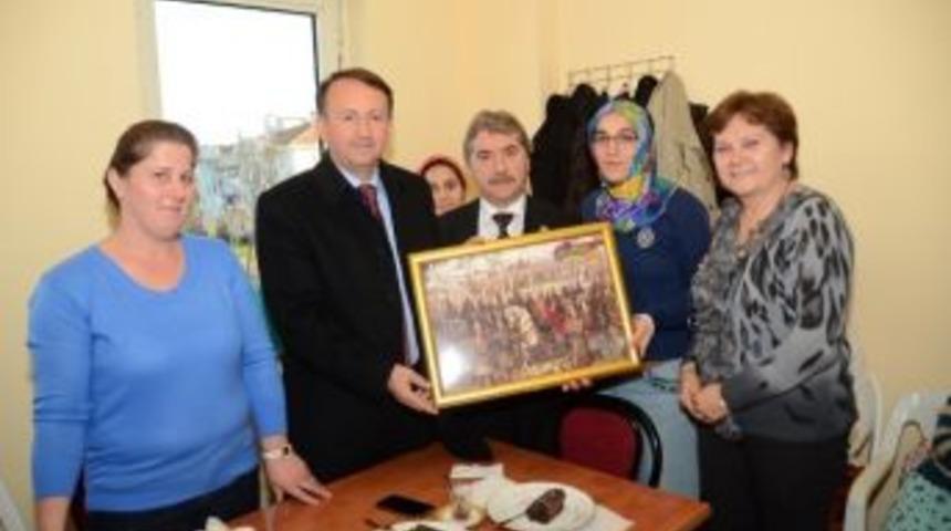 Kar-mek'te Yerli Malı Haftası Kutlandı