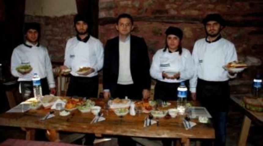 Ağız Tadıyla Ders Yaptılar