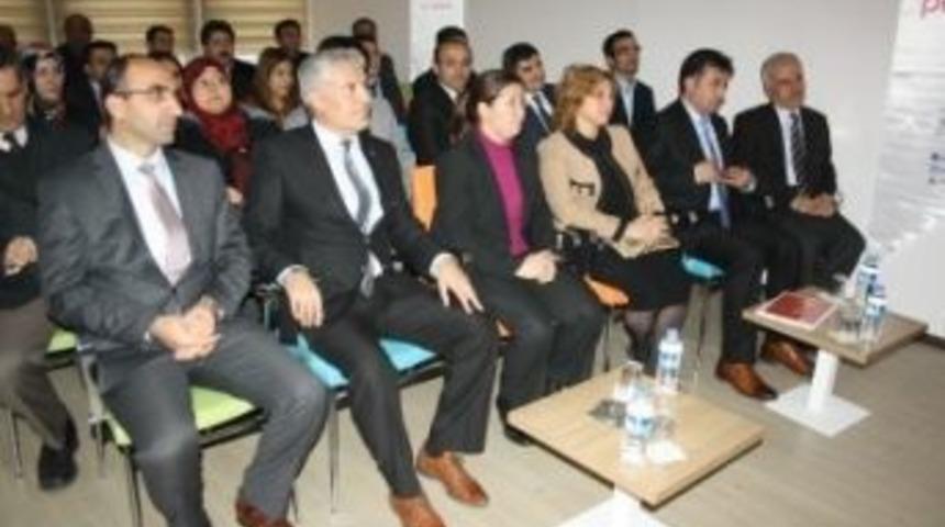 Aile Eğitim Programına Katılan Kursiyerlere Sertifikaları Verildi