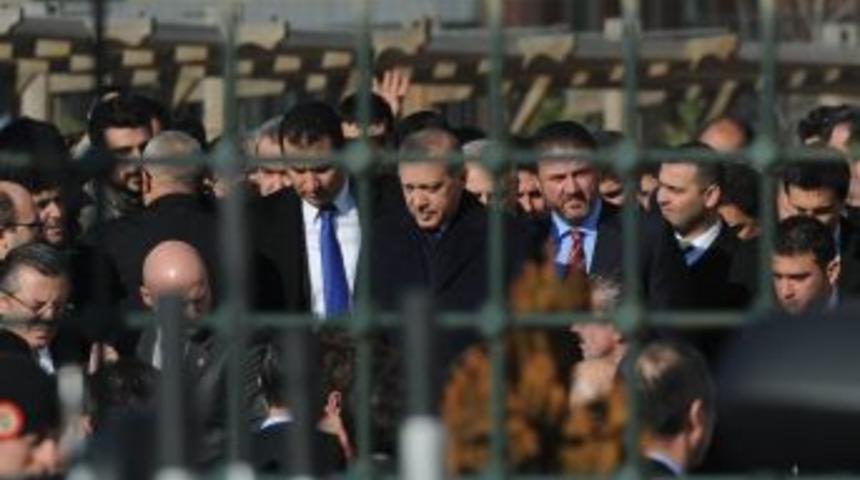 Erdoğan, Cuma Namazını Hz. Ali Camii'nde Kıldı