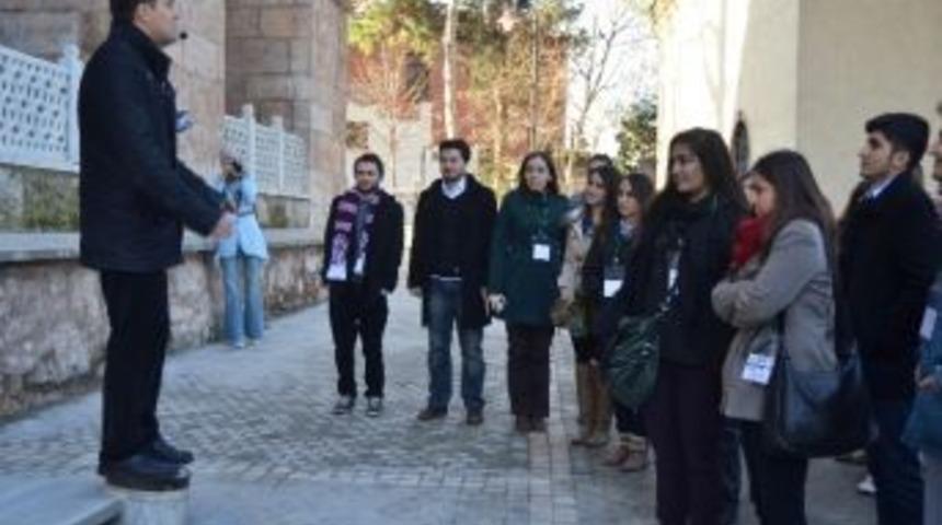 Gen&ccedil;lik Meclisi Bursa&rsquo;yı Tanıtıyor