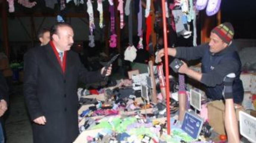 Başkan Doğan, Yeşilova Pazarını Gezdi