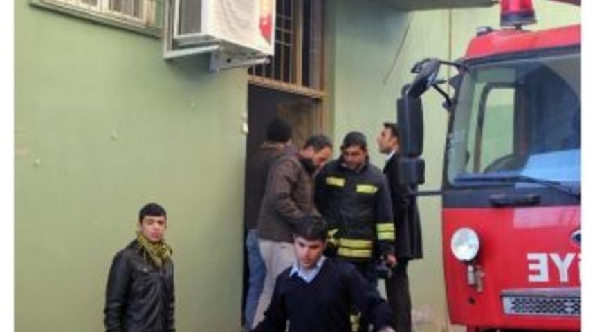 Elektrikli Sobadan &Ccedil;ıkan Yangında Ev Kullanılamaz Hale Geldi