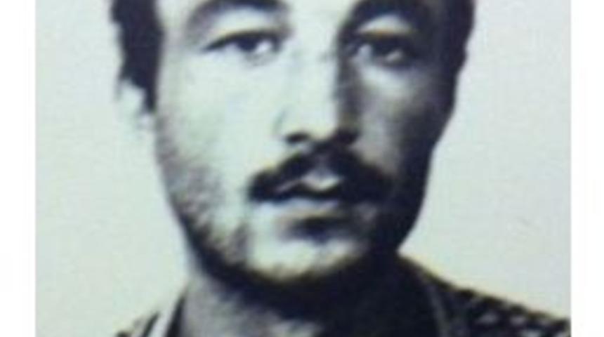 5 Lira Borcu I&ccedil;in D&ouml;verek &Ouml;ld&uuml;rd&uuml;ler