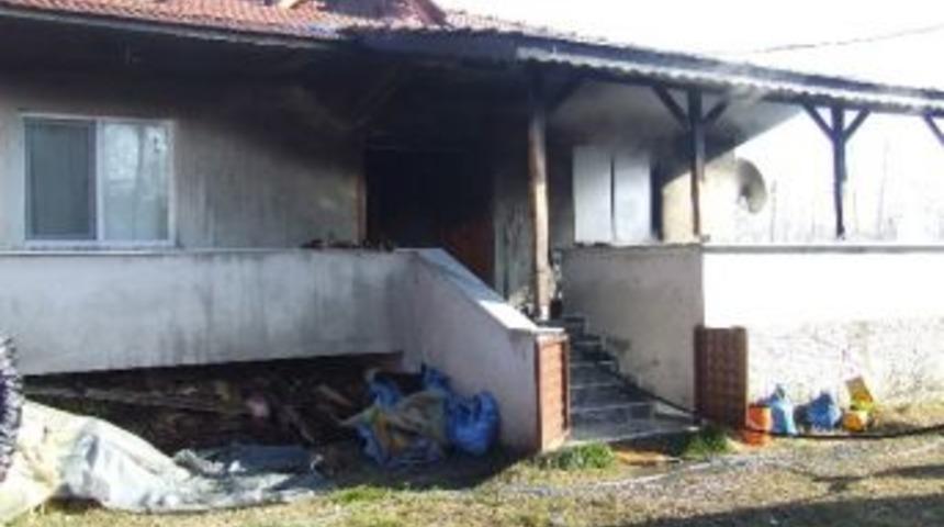 Televizyonun Patlaması Sonucu Ev K&uuml;le D&ouml;nd&uuml;