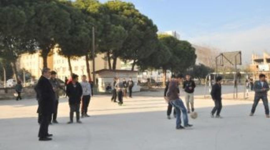 Başkan Alıcık&rsquo;dan Nazilli İmam Hatip Lisesine 5 Adet Projeksiyon Cihazı