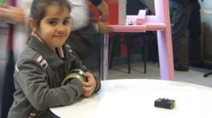 Şahin Okulları Öğrenci Ve Velileri Hayvan Barınağı Yaptı