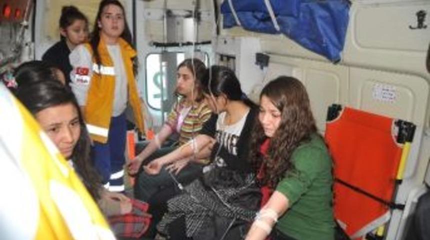 Yerli Malı Kutlamasında 11 &Ouml;ğrenci Zehirlendi