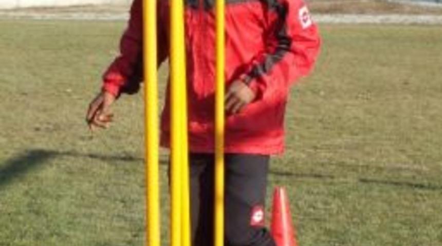 Tki Tavşanlı Linyitspor'da Adinoy Sani &Ccedil;alışmalara Başladı