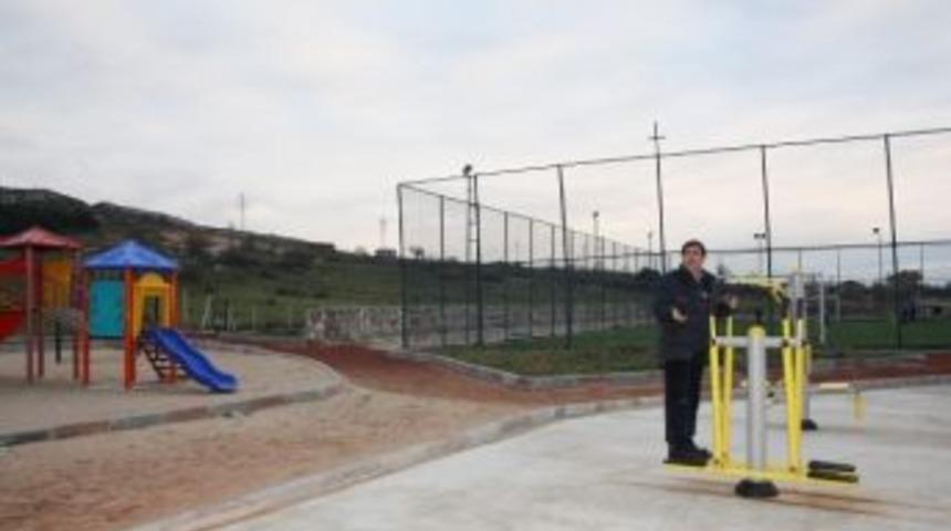 Vize Belediyesi Halı Sahayı Işıklandırdı