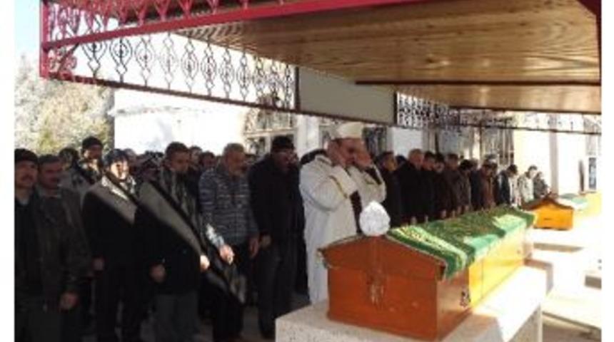 Cinayet Mağduru H&uuml;seyin Maden Toprağa Verildi