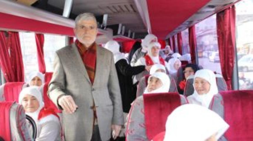 Havza'da Umre Kafilesi Yola &Ccedil;ıktı