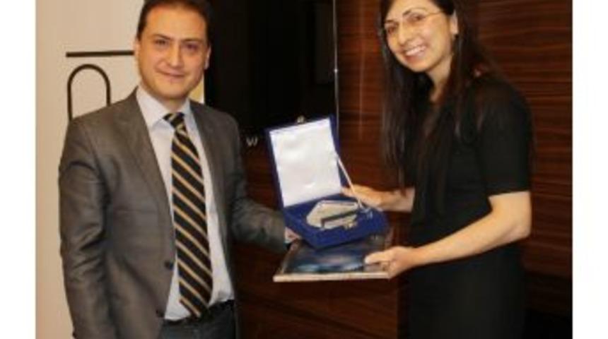 Spl &Ouml;d&uuml;lleri Sahiplerini Buldu