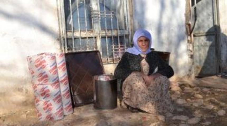 Hilvan'da Ailelere Yakacak Yardımı Yapıldı