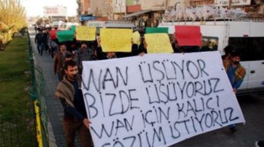 Vanlılar İ&ccedil;in Ağızlar Bantlandı