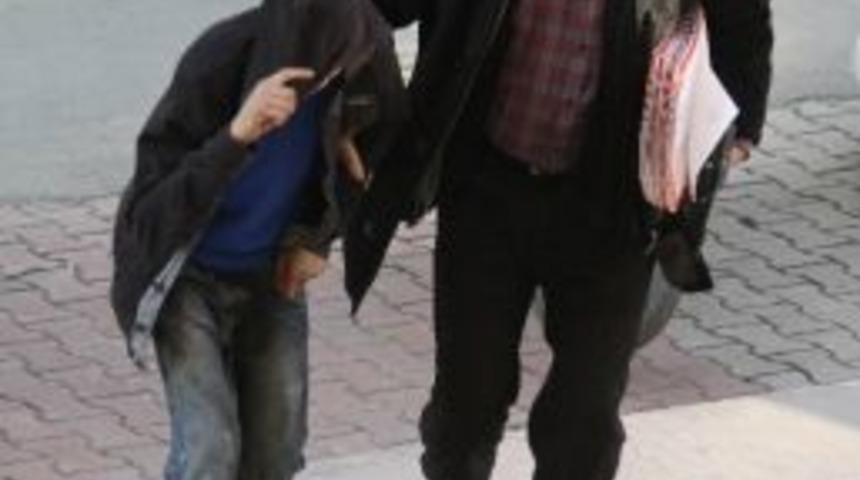 Hırsızlık Ş&uuml;phelisi &Ccedil;ocuk Yine G&ouml;zaltına Alındı