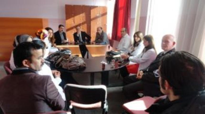 Yazıhan Kaymakamı Medeni Bakır, Anadolu Lisesi&rsquo;ni Ziyaret Etti