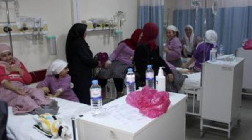 Yedikleri &Ccedil;&ouml;reklerden Zehirlenen 11 &Ouml;ğrenci Hastaneye Kaldırıldı