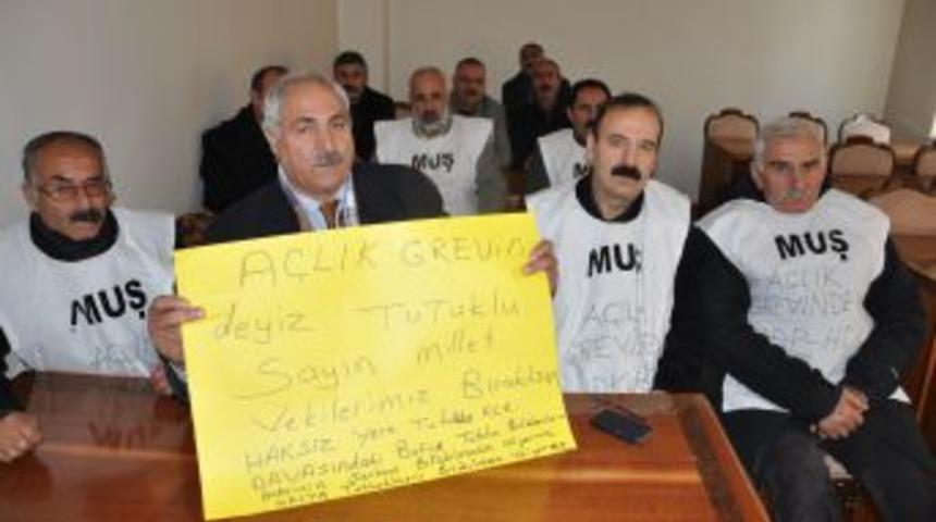 BDP&rsquo;li Muş Il Genel Meclis &Uuml;yelerinden A&ccedil;lık Grevine Destek
