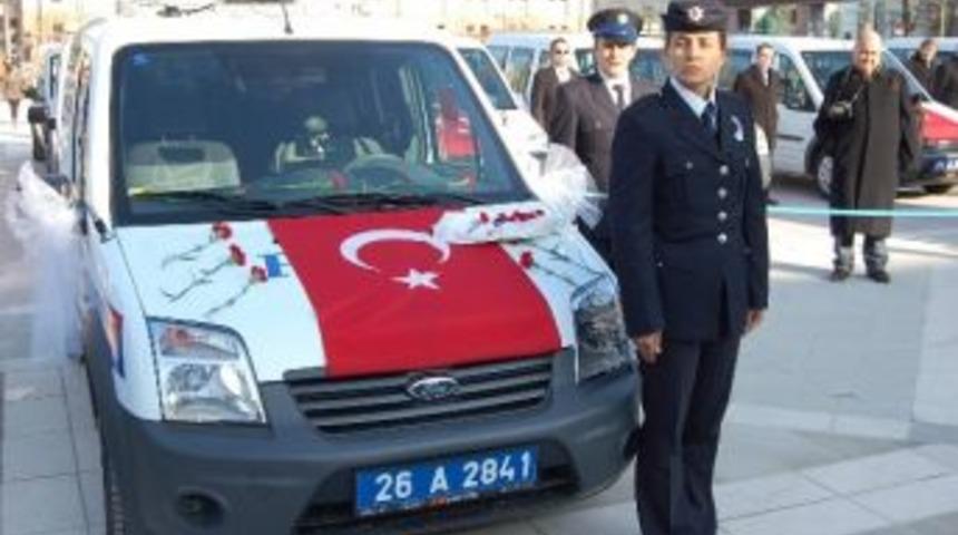 Emniyete 18 Yeni Ara&ccedil;