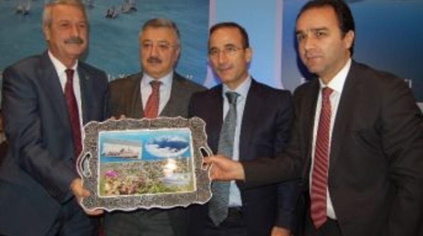 Tatvan, İzmir&rsquo;de Tanıtılıyor