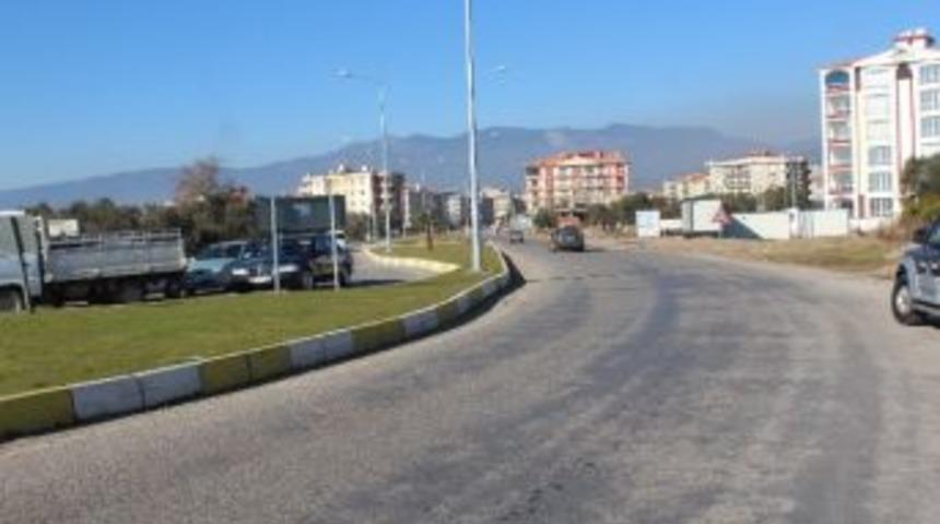 Bademli Yol Kavşağı &Ccedil;alışmaları Tamamlandı