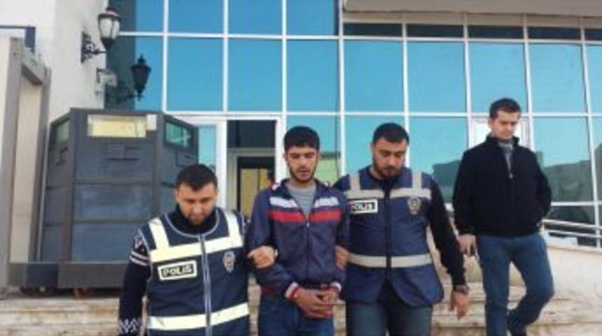 Polis &Ouml;zel Asayiş Ekibi Sokak Satıcılarına Operasyon D&uuml;zenledi