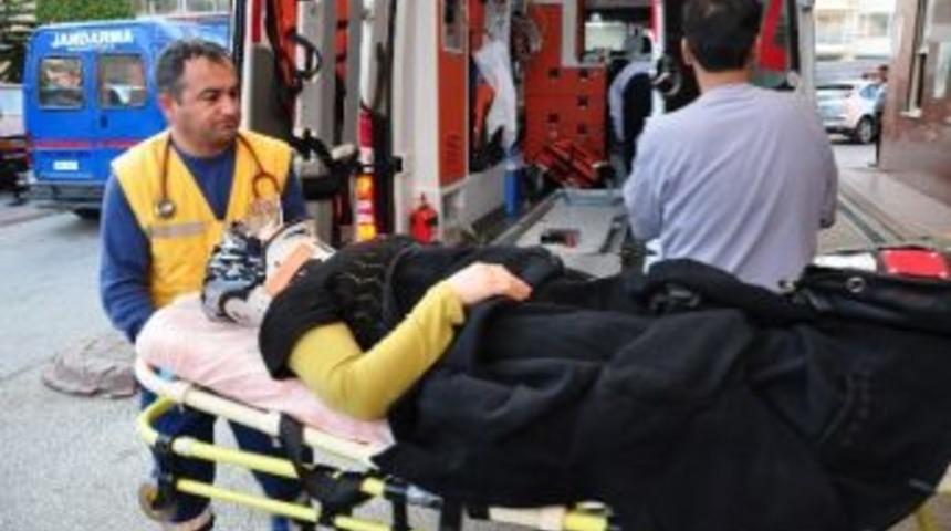 Otomobil U&ccedil;uruma Yuvarlandı