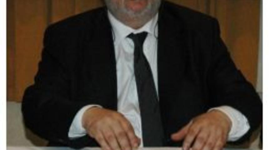 Fatih Terim'in İsminin Yeni Stada Verilmesi İ&ccedil;in Kampanya Başlatıldı