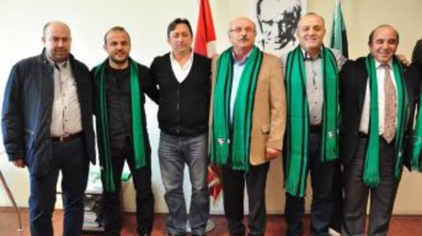 Tekden Denizlispor, Bizati Ile S&ouml;zleşme Imzaladı
