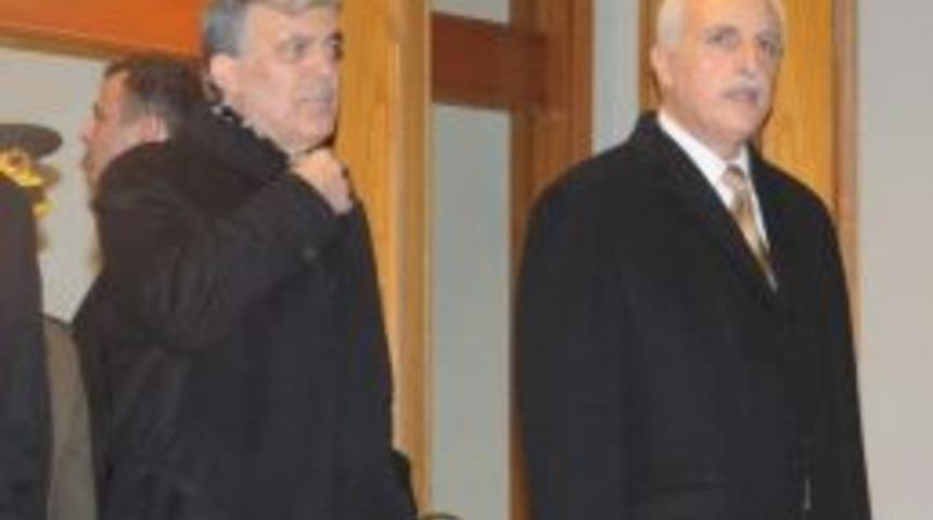 Cumhurbaşkanı Abdullah G&uuml;l İstanbul&rsquo;da