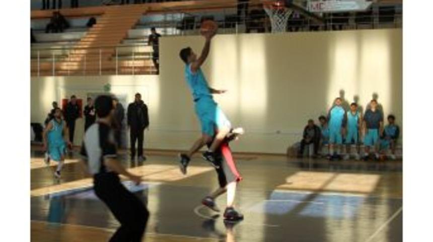 Bitlis Eren&rsquo;de &Ccedil;ifte Galibiyet Sevinci Yaşanıyor