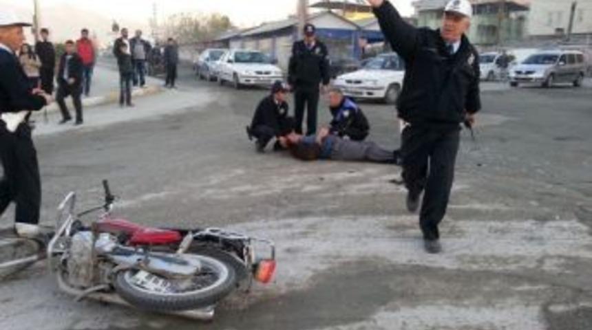 Erzin&rsquo;de Trafik Kazası: 1 Yaralı