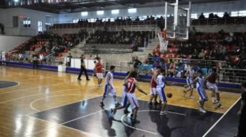 D&uuml;zce&rsquo;de Basketbol M&uuml;sabakaları Başladı