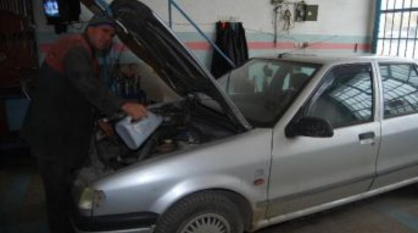 Motor Ustası B&uuml;lb&uuml;l, Kışlık Bakım İ&ccedil;in S&uuml;r&uuml;c&uuml;leri Uyardı