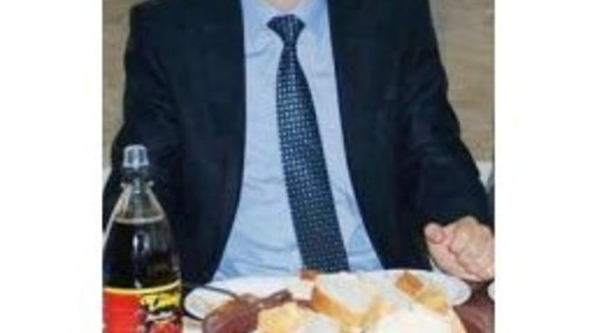 Kaymakamlıktan Üniversiteli 130 Öğrenciye Maddi Yardım