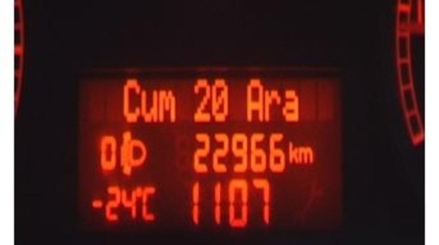 Kars Eski 24 İle Buz Kesti