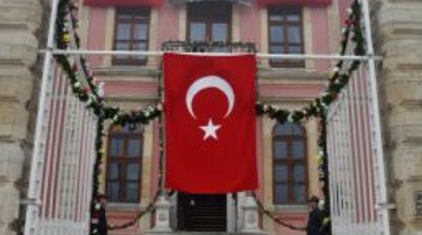 Atat&uuml;rk&rsquo;&uuml;n Odası&rsquo;na Ziyaret&ccedil;i Akını