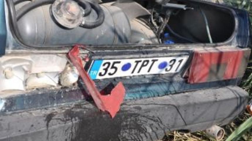 (&ouml;zel Haber) İzmir&rsquo;de Trafik Kazası: 2 Yaralı